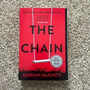 BOOK: The Chain by Adrian McKinty paperback